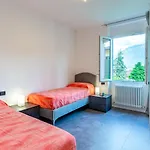 Livia By Interhome Daire