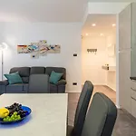 Livia By Interhome Daire Gravedona